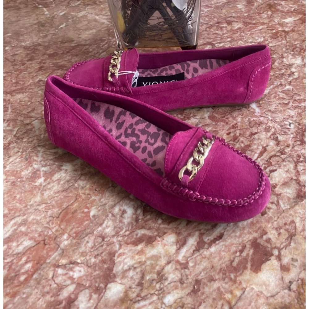 New Vionic Mesa Women's Magenta Berry Suede Gold Chain Loafers Size 11,  $130